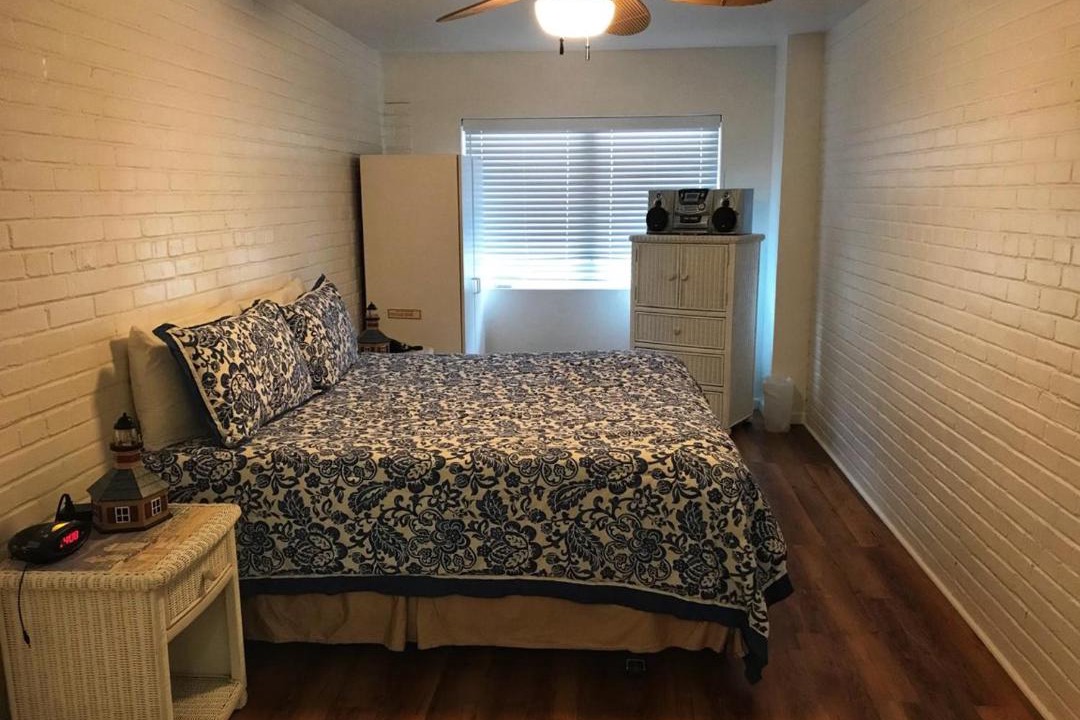 Photo of Bedroom in Downtown