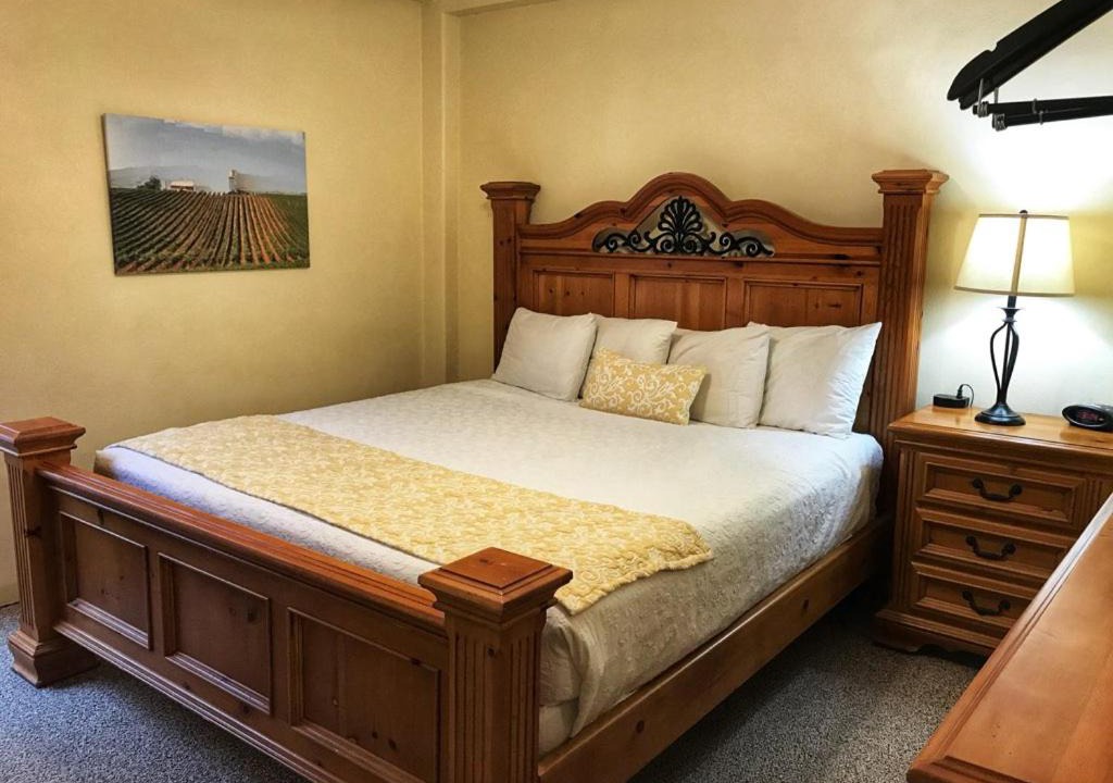 Photo of Bedroom in Downtown