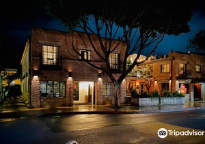 Granada Hotel & Bistro