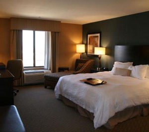Hampton Inn 