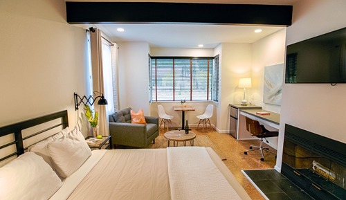 King Accessible Room
