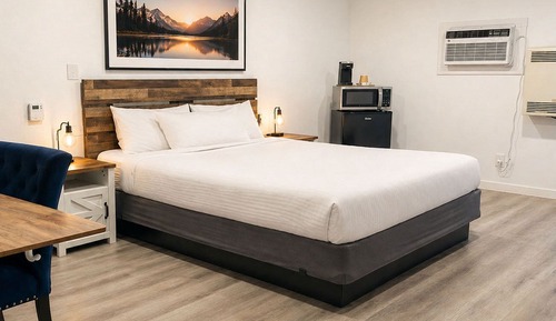 Room, 1 Bedroom, Roll-in Shower, Non Smoking