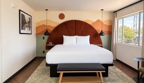 Suite, Mountain View