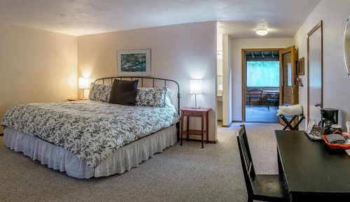Lodge Room 3