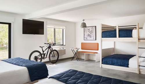 Room, Multiple Beds, Mobility Accessible (King + Queen Bunk)