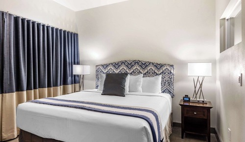 Suite, Multiple Beds, Non Smoking