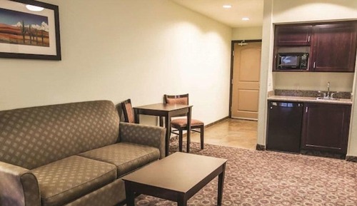 Suite, 1 King Bed with Sofa bed, Non Smoking