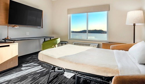 Suite, 1 King Bed with Sofa bed, Lake View