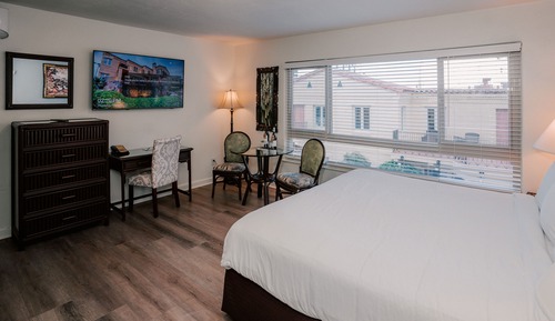 Deluxe Room, 1 King Bed