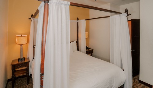 Deluxe Room, Multiple Beds