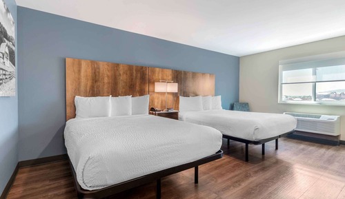 Standard Studio, 2 Queen Beds, Non Smoking, Refrigerator & Microwave