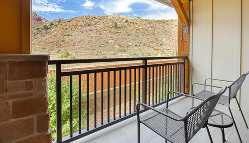 Standard Room, 2 Queen Beds, Non Smoking, Refrigerator & Microwave