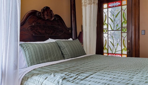 Premium Double Room, Ensuite (Aimee Crocker Room)