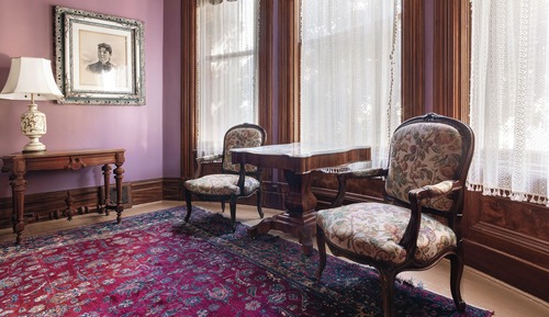 Deluxe Double Room, Private Bathroom (Isadora Duncan Room)
