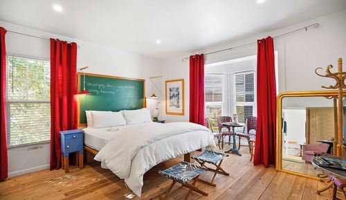 Family Suite, 1 King Bed and 2 Twin Beds