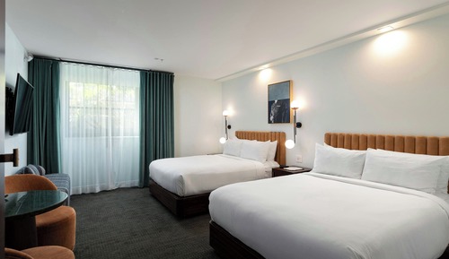 Room, 1 King Bed (No View)