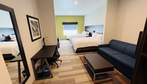 Suite, 2 Queen Beds