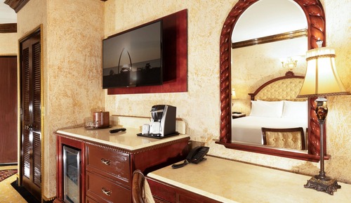 Tuscany Florence Suite, 1 King Bed,  Non Smoking