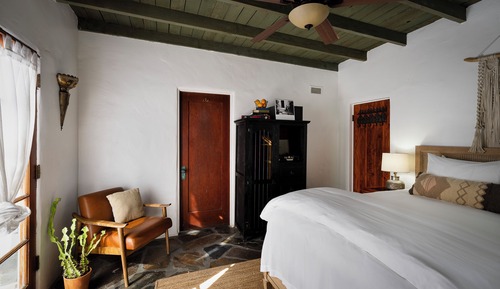 Standard Room, 1 Queen Bed, Mountain View (Limnos Room)