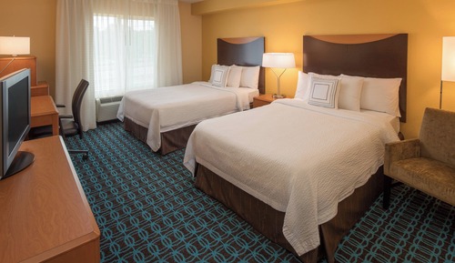 Room, 2 Queen Beds, Hearing Accessible (Accessible Bathtub)