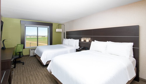 Suite, 2 Queen Beds, Accessible Bathtub, Non Smoking (Communications)