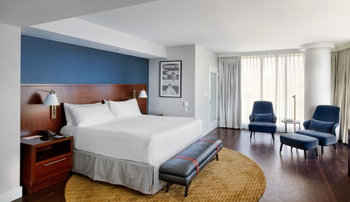 Junior Suite, 1 King Bed, Corner (View)