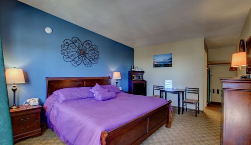 Standard Room, 1 King Bed, Non Smoking