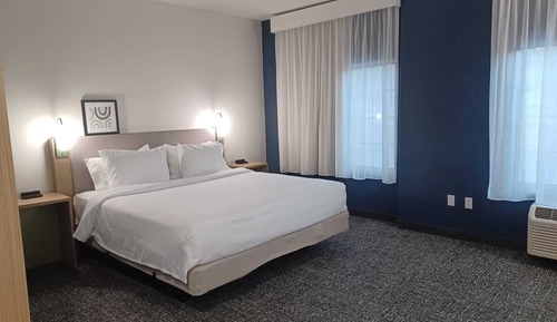 Room, 1 King Bed