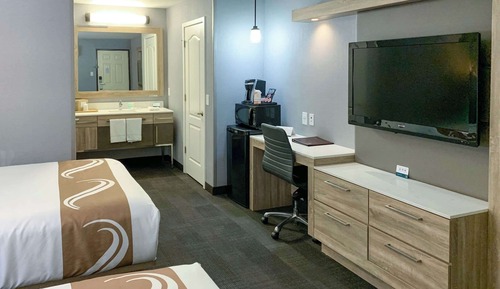 Standard Room, 2 Queen Beds, Non Smoking