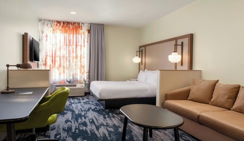 Suite, 1 King Bed with Sofa bed, Jetted Tub