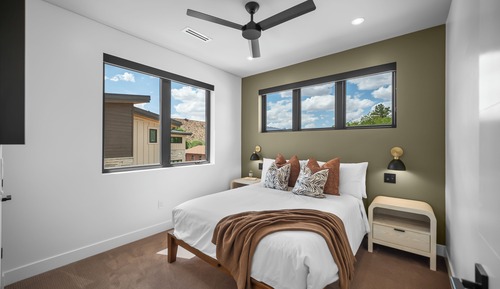 Luxury Villa, 2 Bedrooms, Patio, Mountain View