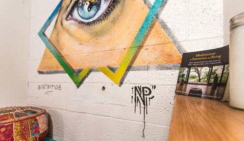 Signature Studio