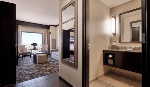 North Corner Suite, 1 King Bed with Sofa Bed