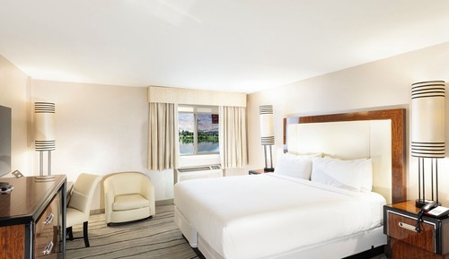 Standard Room, 1 King Bed, Smoking