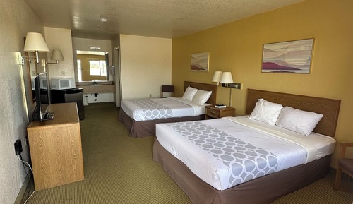 Standard Room, 2 Queen Beds, Non Smoking