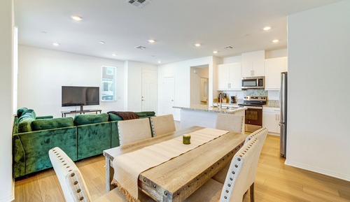 Apartment (3 Bedrooms)