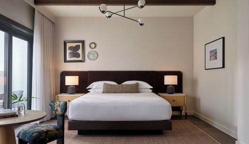 Room, 1 King Bed, Fireplace (Furnished Balcony)