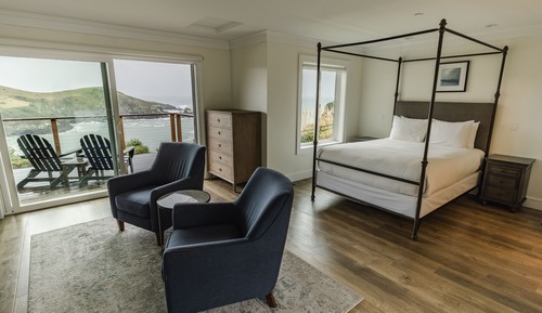 Room, 1 Queen Bed, Bathtub
