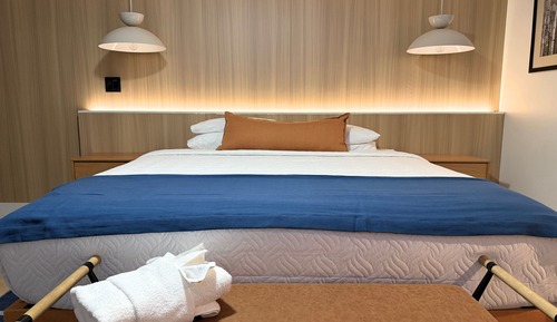 Premier Room, 1 King Bed