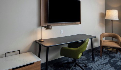 Room, 2 Queen Beds, City View