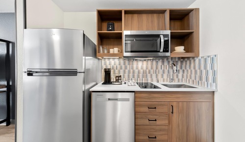 Suite, 1 King Bed (Full Kitchen)