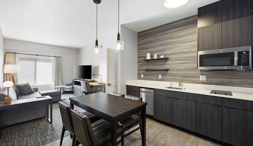 Suite, 2 Bedrooms, City View (Hearing Accessible)