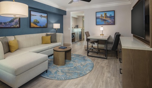 Suite, 1 Double Bed, Accessible, Bathtub (2 Room Suite)