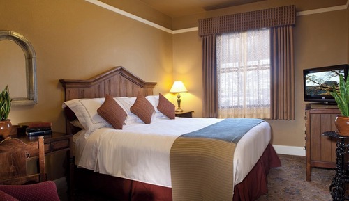 Deluxe Room, 1 King Bed