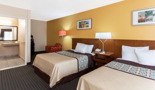 Room, 2 Queen Beds