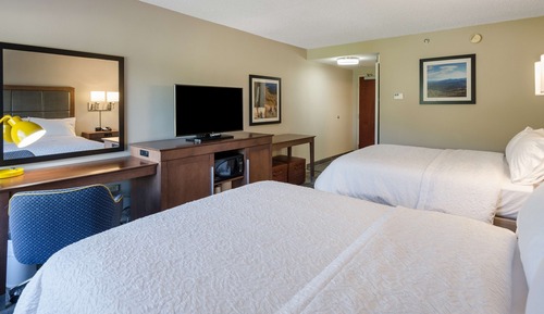 Room, 2 Queen Beds, Accessible, Non Smoking (Hearing & Rollin Shower)