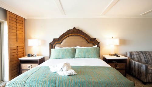 Junior Suite, 1 King Bed with Sofa bed, Ocean View