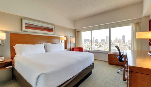 Standard Room, 1 King Bed (No Resort Fee)