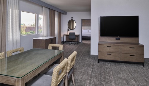Suite, 1 Bedroom (1 King Bed)