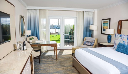 Premium Room, 1 King Bed, Beachfront
